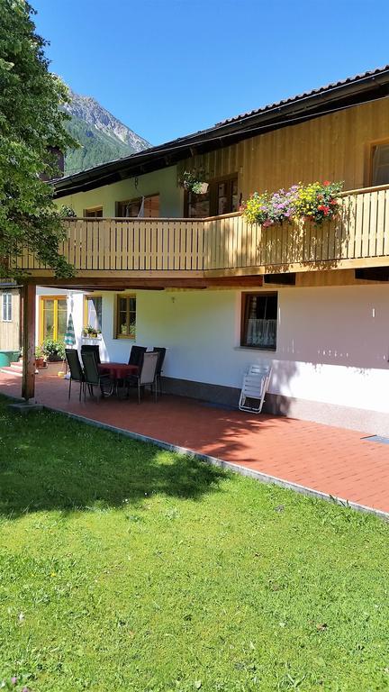Apartamento Haus Bilgeri Nesselwängle Exterior foto